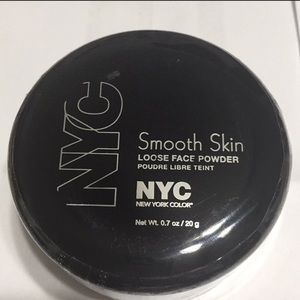 2 NYC Smooth Skin Loose Face Powder. NEW